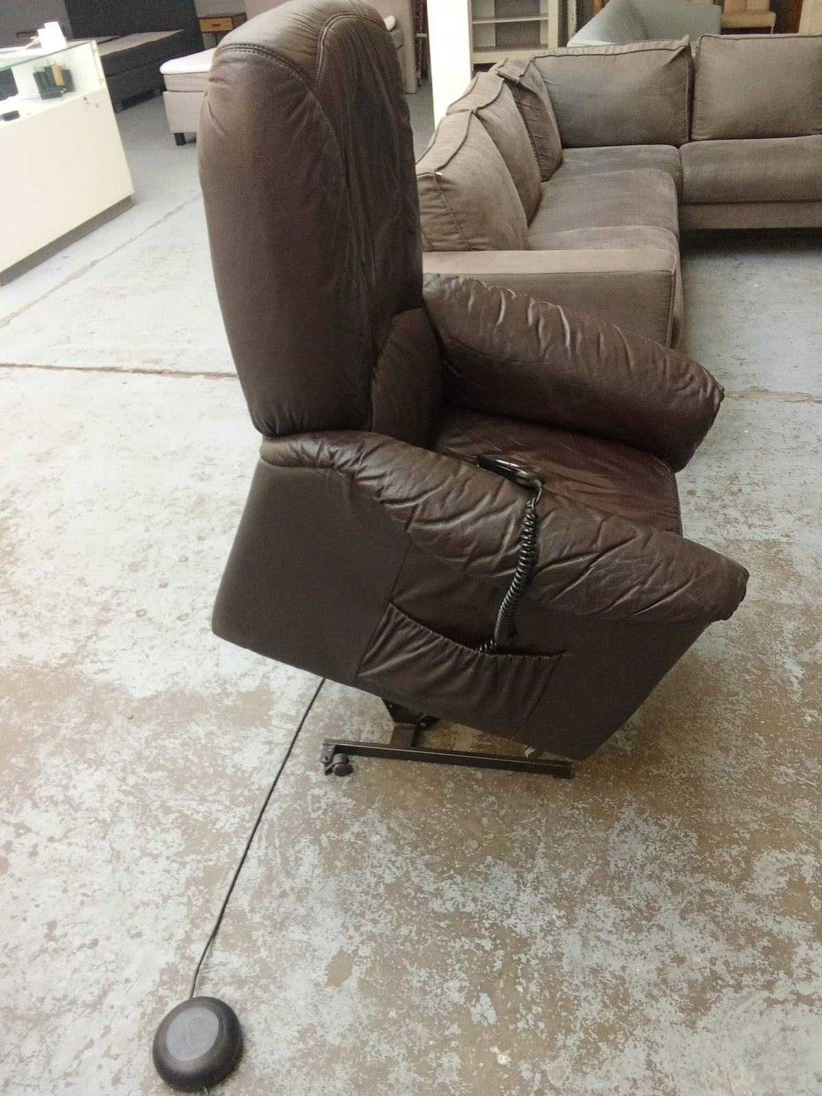 Fauteuil releveur électrique, Maison & Meubles, Enlèvement, Comme neuf, Cuir
