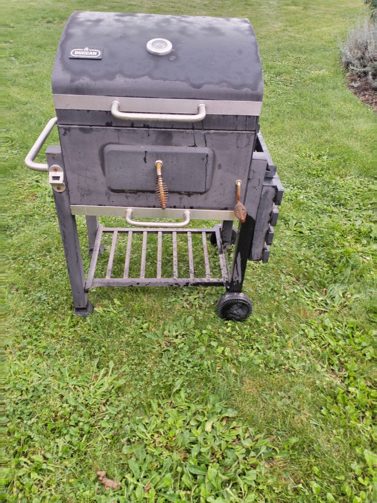 BBQ op wielen merkBUCCAN, Tuin en Terras, Ophalen, Gebruikt, Buccan, Met accessoires