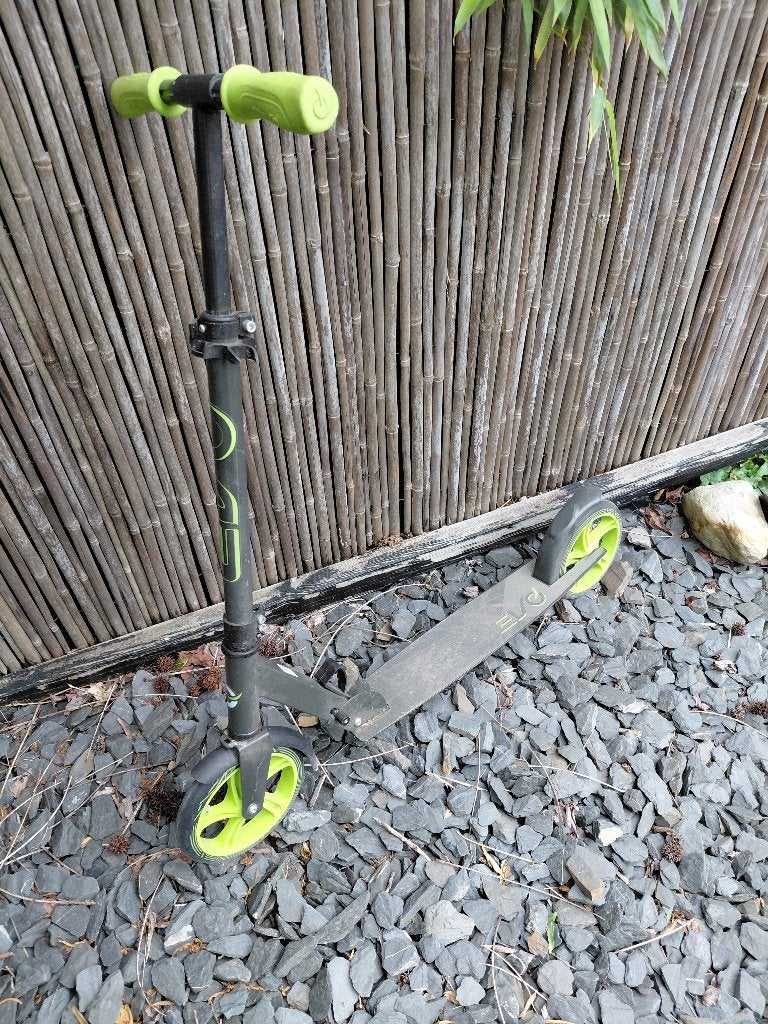 Step, Fietsen en Brommers, Ophalen, Zo goed als nieuw, Gewone step