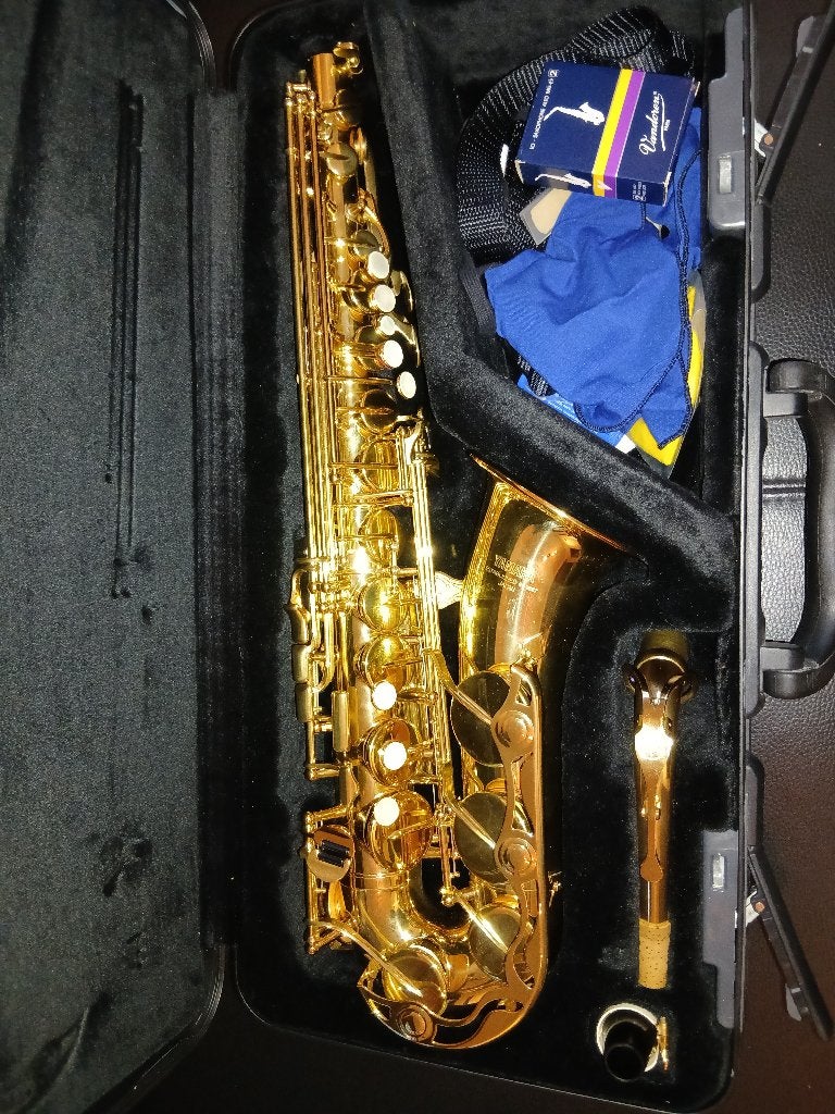saxofoon te koop, Muziek en Instrumenten, Ophalen, Zo goed als nieuw, Alt, Met koffer