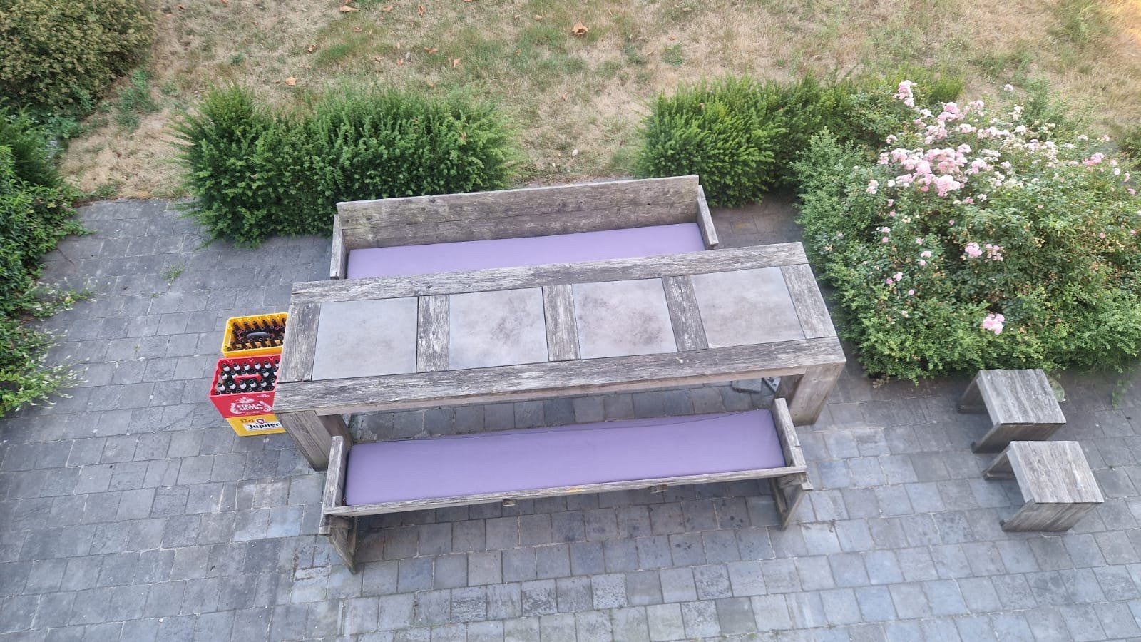 Houten en natuursteen bankset voor tuin gratis, Antiek en Kunst, Ophalen