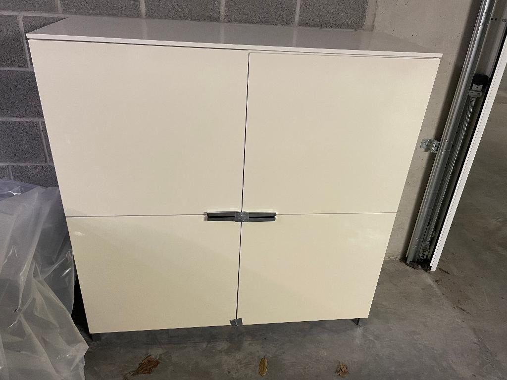 Kastje wit gelakt 4 deuren, Huis en Inrichting, Kasten | Buffetkasten, Gebruikt, 100 tot 150 cm, 100 tot 150 cm, 25 tot 50 cm