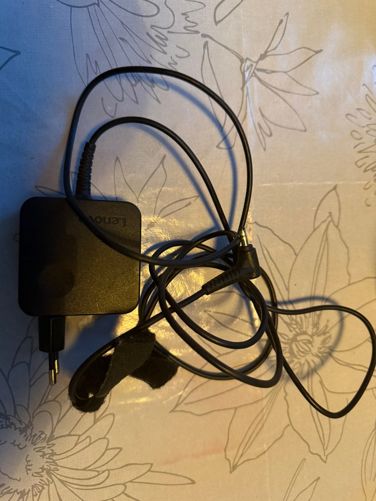 Lenovo AC-adapter 45w, Ophalen of Verzenden, Zo goed als nieuw
