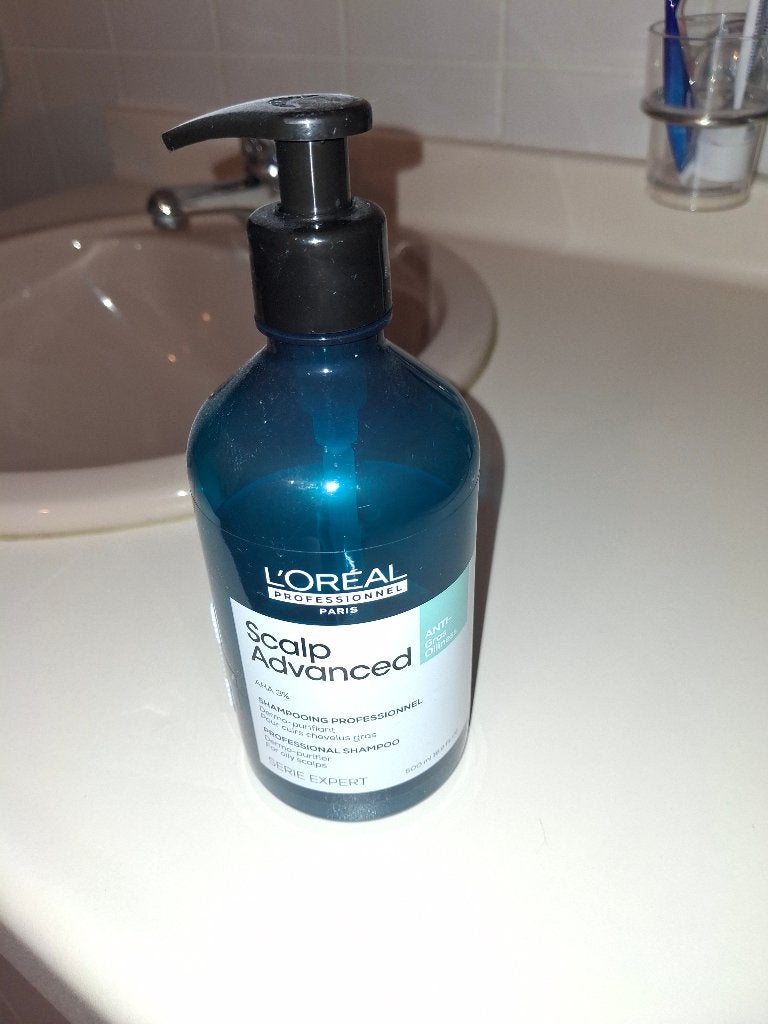 Shampoo l'oreal scalped advanced, Ophalen of Verzenden, Gebruikt, Shampoo of Conditioner