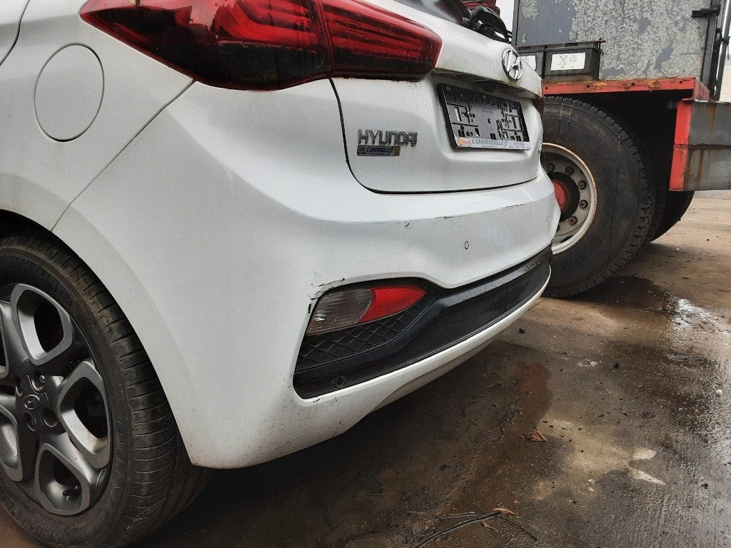 BUMPER ACHTER Hyundai i20 (GBB) (01-2014/08-2020), Auto-onderdelen, Hyundai Motor Deutschland GmbH, Gebruikt, Kaiserleipromenade 5
63067  Offenbach am Main, DE