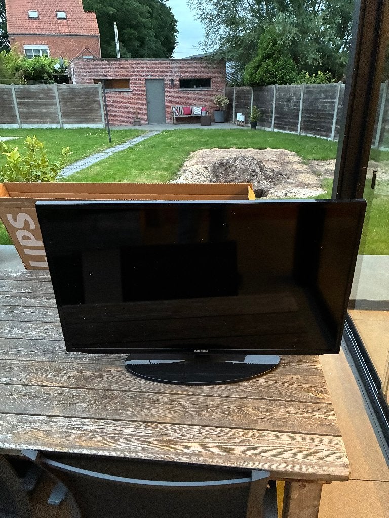 Tv Samsung b 93 x H 54 cm (42 inch) geen smart tv, HD Ready (720p), Enlèvement, Utilisé, Smart TV