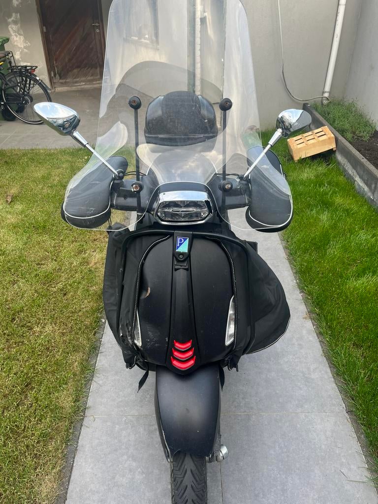 Vespa Sprint, Fietsen en Brommers, Scooters | Vespa, Ophalen, Gebruikt, Klasse A (25 km/u), Benzine