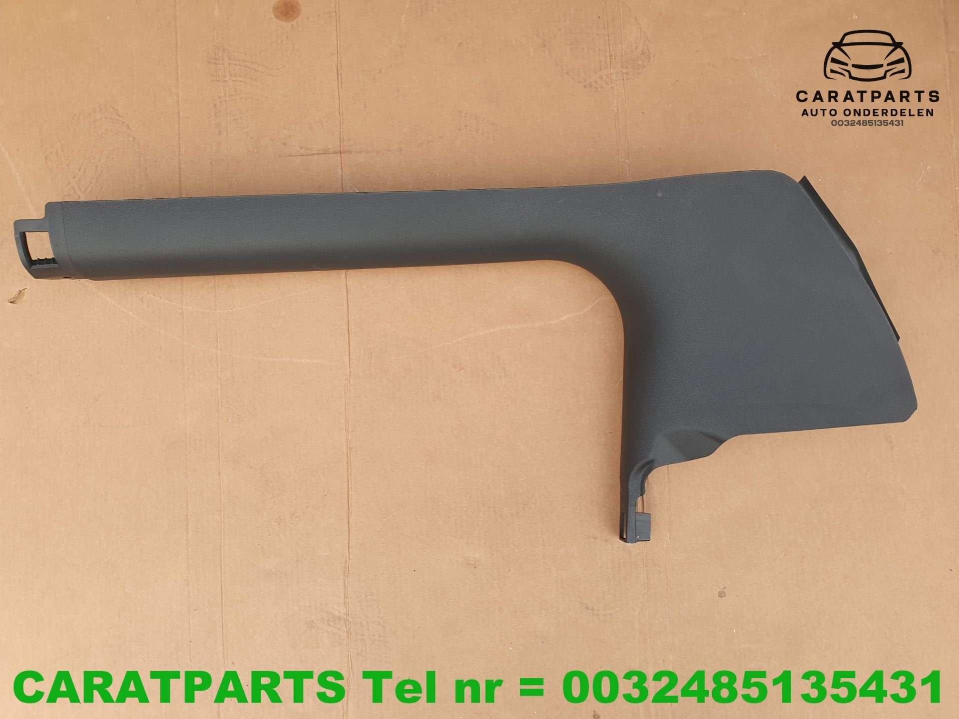 4G1867272 Garniture de montant A A7 Garniture de montant A6, AUDI AG, Auto-Union-Strasse 1
85045  Ingolstadt, DE, Audi, Utilisé