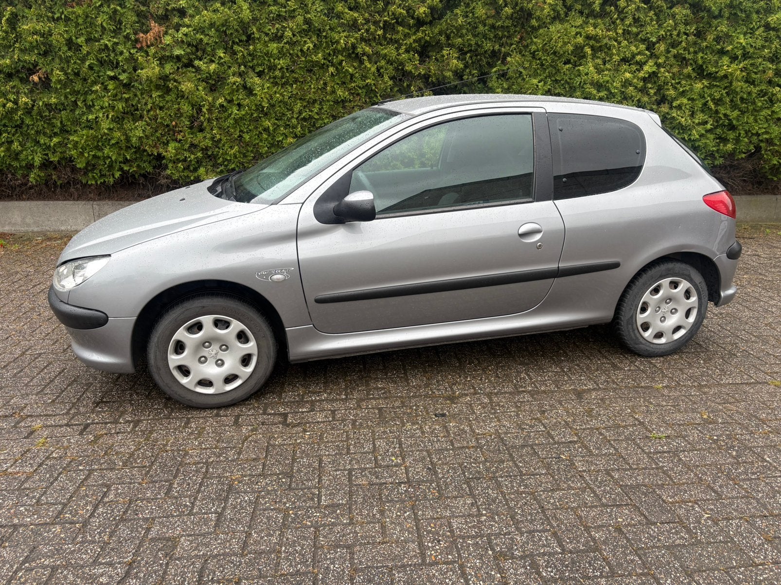 Peugeot 206 benzine, Auto's, Peugeot, Voorwielaandrijving, Stof, Zwart, Bedrijf