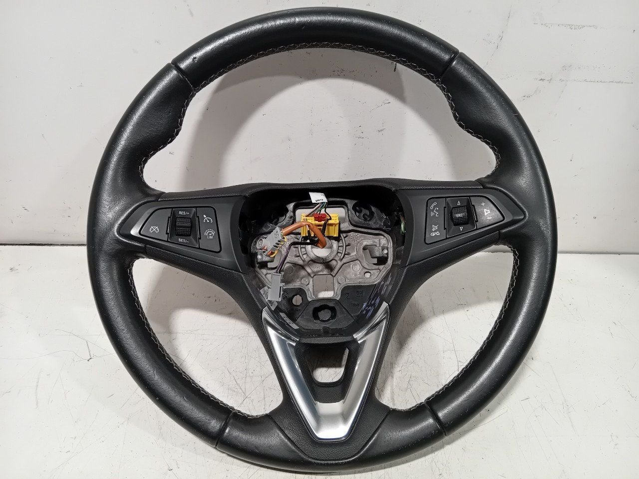 Stuur Opel Astra, Onderdelen@venauto.nl, Van der Ven Autorecycling B.V., Gebruikt, Ettenseweg 76, 4706 PB Roosendaal, The Netherlands