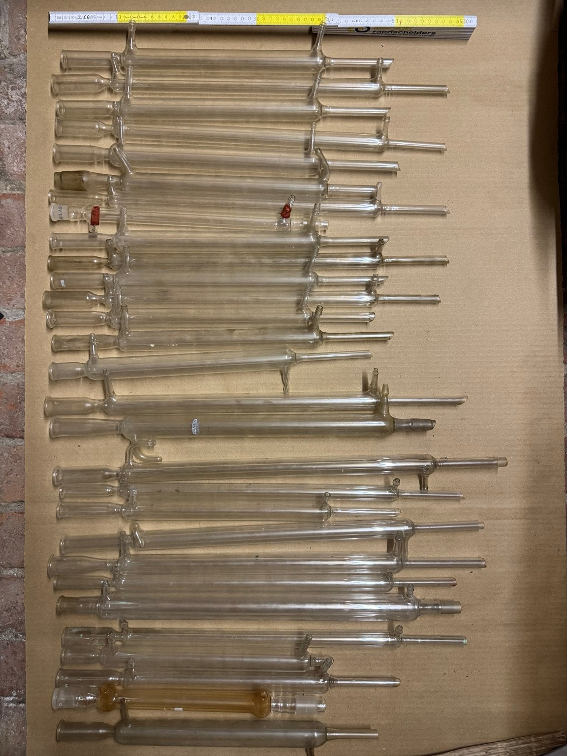 Groot lot laboratoriumglaswerk, Ophalen