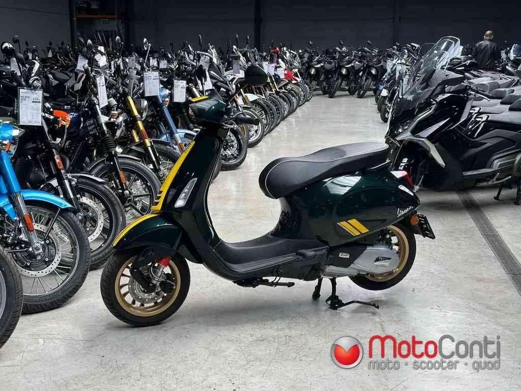 Vespa Sprint 125 ABS Racing Sixties 60 2022 2316km, Autres modèles, 125 cm³, Comme neuf, Enlèvement
