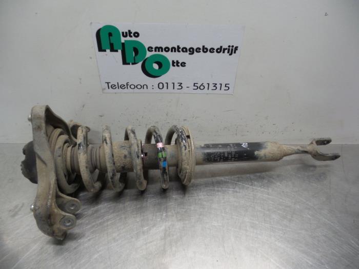 Schokdemperpoot rechts-voor van een Audi A4 (A4 01-), Gebruikt, -, -, -