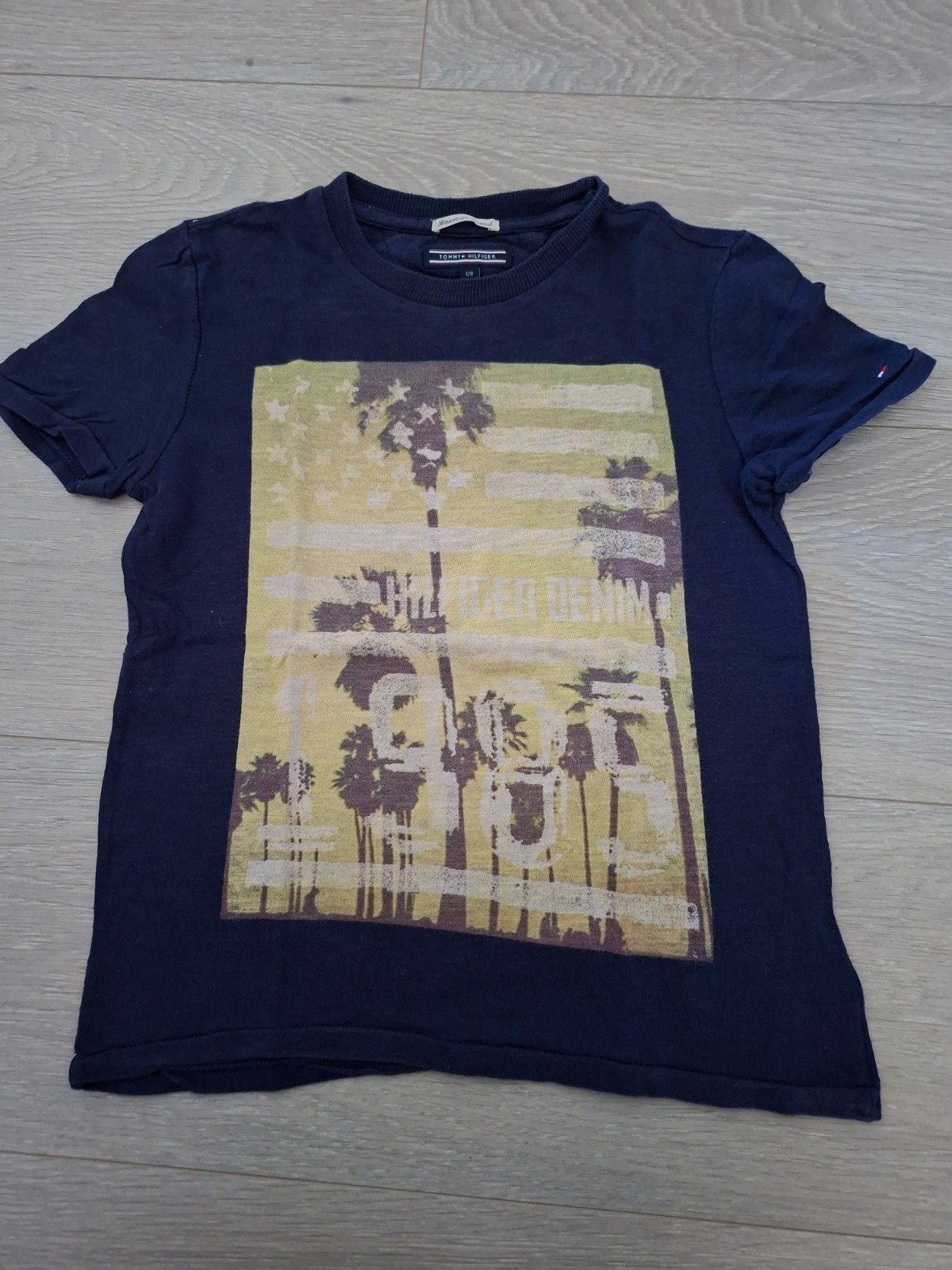 Tommy hilfiger t-shirt M128, Ophalen of Verzenden, Shirt of Longsleeve, Jongen, Tommy Hilfiger