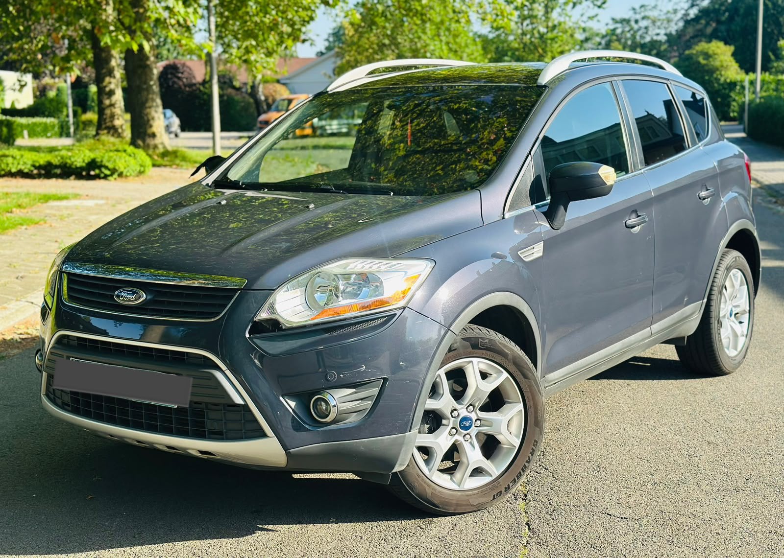 Ford Kuga 2.0 diesel, Auto's, Monovolume, Zwart, Blauw, Leder