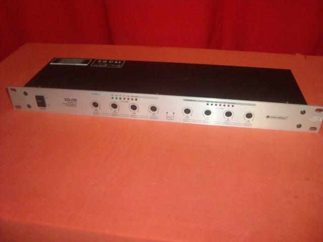 Gebruikt: Omnitronic SD28 Signal Distributor 20260392, Muziek en Instrumenten, Instrumenten | Toebehoren, Ophalen of Verzenden