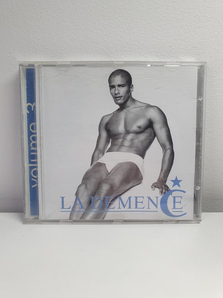 La Demence - A Night At The Club Volume 3, CD & DVD, CD | Dance & House, Enlèvement ou Envoi, Disco