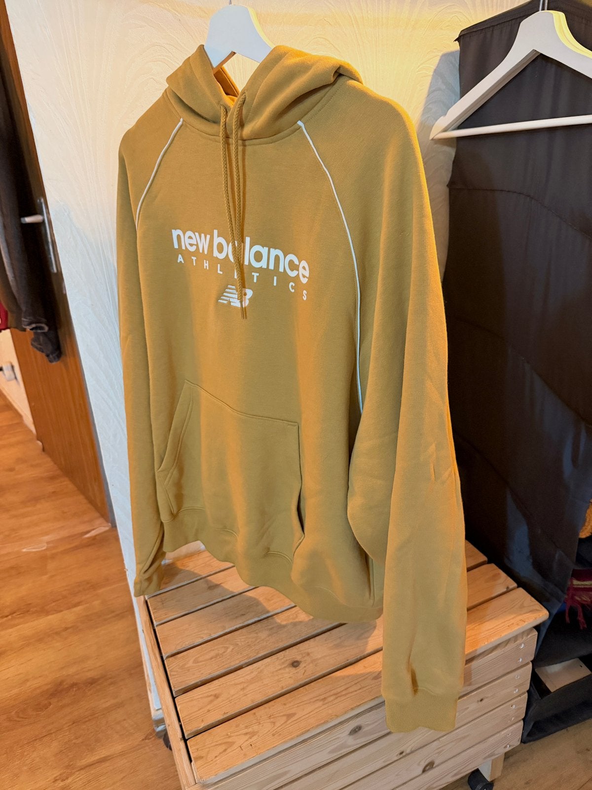 New Balance Athletics hoodie - mosterdgeel, Ophalen, Zo goed als nieuw