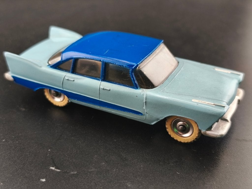 DINKY TOYS UK PLYMOUTH PLAZA REF 178, Ophalen of Verzenden, Zo goed als nieuw, Auto, Dinky Toys