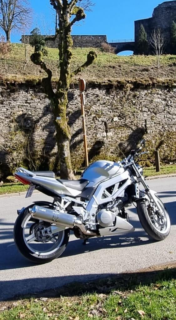 Suzuki sv 1000, Motoren, Motoren | Suzuki, 2 cilinders, Motorrijbewijs A, Particulier, 1000 cc