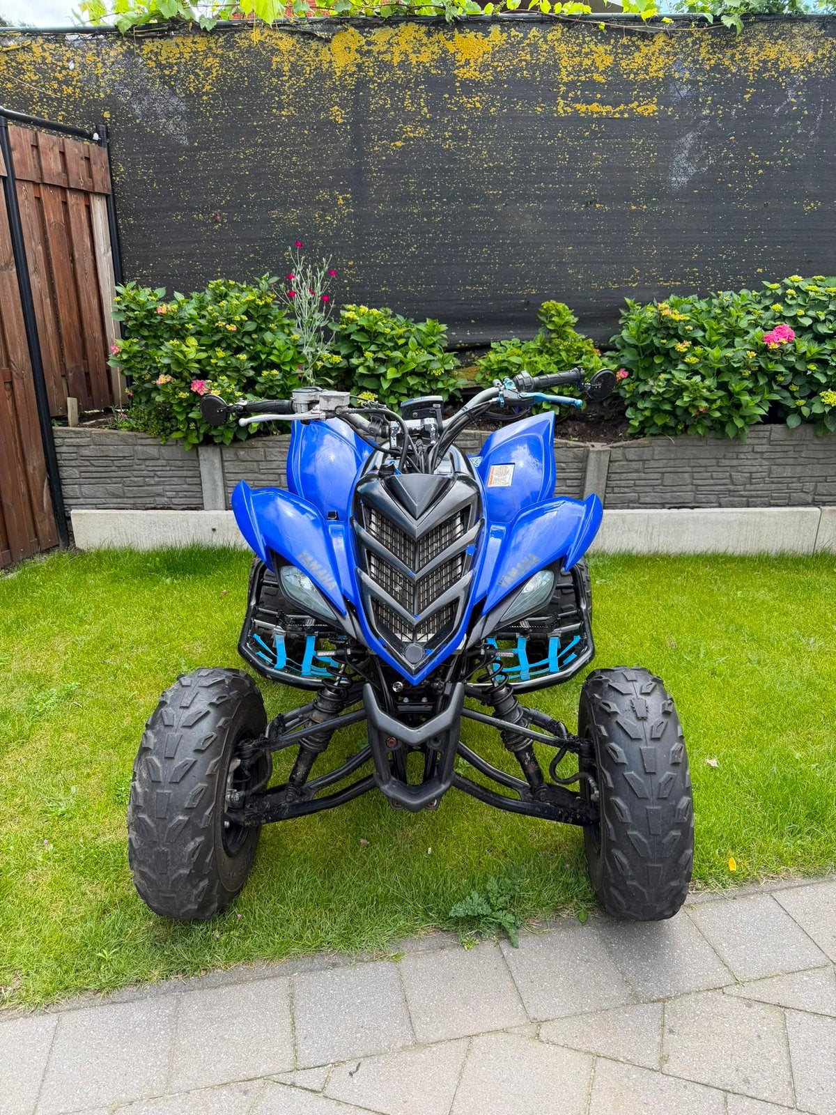 Raptop 700, Motoren, Particulier