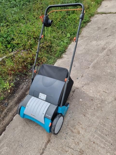 Scarificateur Gardena EVC 1000 avec sac de collecte, Jardin & Terrasse, Scarificateurs, Utilisé, Électrique, Enlèvement
