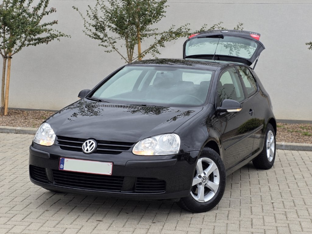 Volkswagen Golf 5 avec Demande D'immatriculation OKK, Zwart, 4 cilinders, 65 kW, Zwart