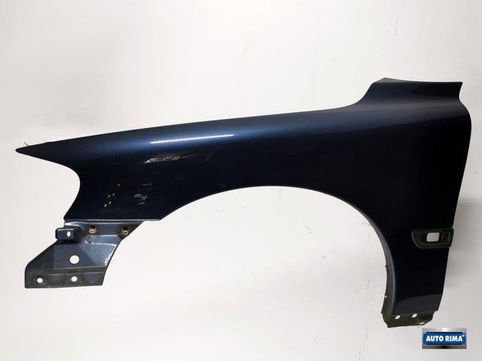 Scherm links-voor van een Volvo V70 (450), Gebruikt, -, -, Ophalen of Verzenden