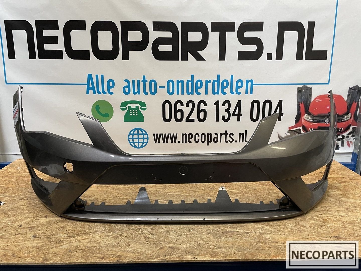 BUMPER SEAT LEON 5F FR VOORBUMPER 2012-2017 5F0807221M, -, Utilisé, -, Seat