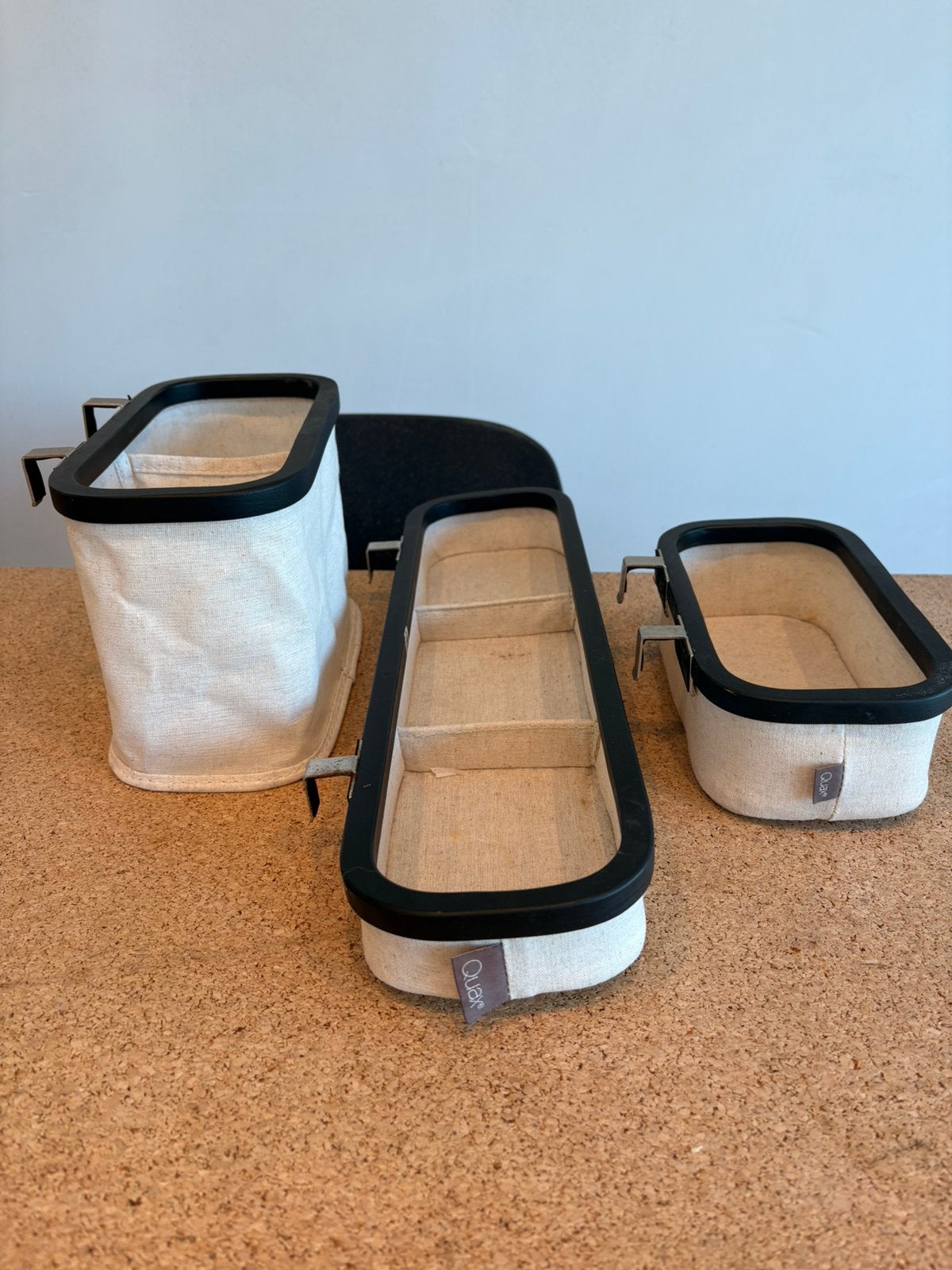 Bakjes verzorgingstafel quax, Kinderen en Baby's, Kinderkamer | Commodes en Kasten, Ophalen, Gebruikt