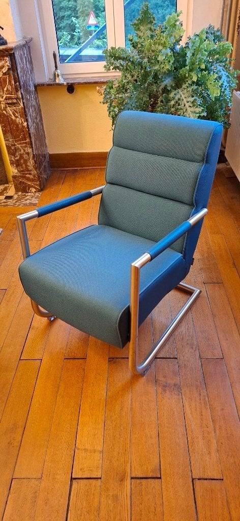 Fauteuil XOOON en cuir et tissu bleu pomme/vert de mer, Klassiek met moderne toets, Comme neuf, Enlèvement, 50 à 75 cm