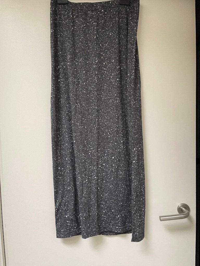 Lange rok (S) Numph, nieuw, Vêtements | Femmes, Jupes, Neuf, Gris, Enlèvement ou Envoi, Taille 36 (S)