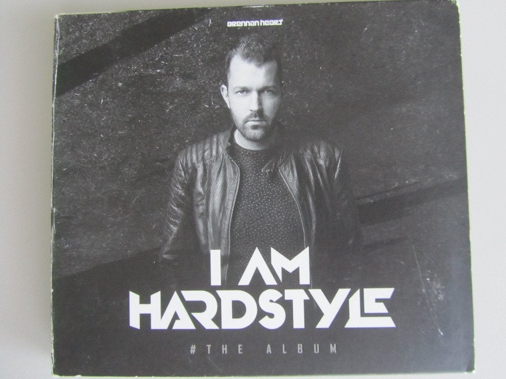 2CD BRENNAN HEART "I AM HARDSTYLE" (20 tracks + mix), Cd's en Dvd's, Ophalen of Verzenden, Gebruikt