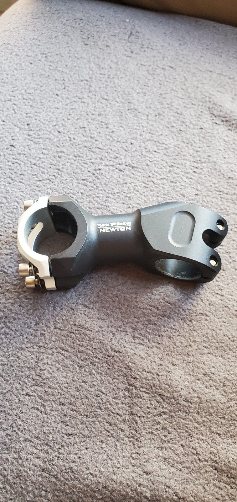Fixed gear / piste / pista Deda stem

- Deda Pista Newton st, Fietsen en Brommers, Ophalen of Verzenden, Stuur