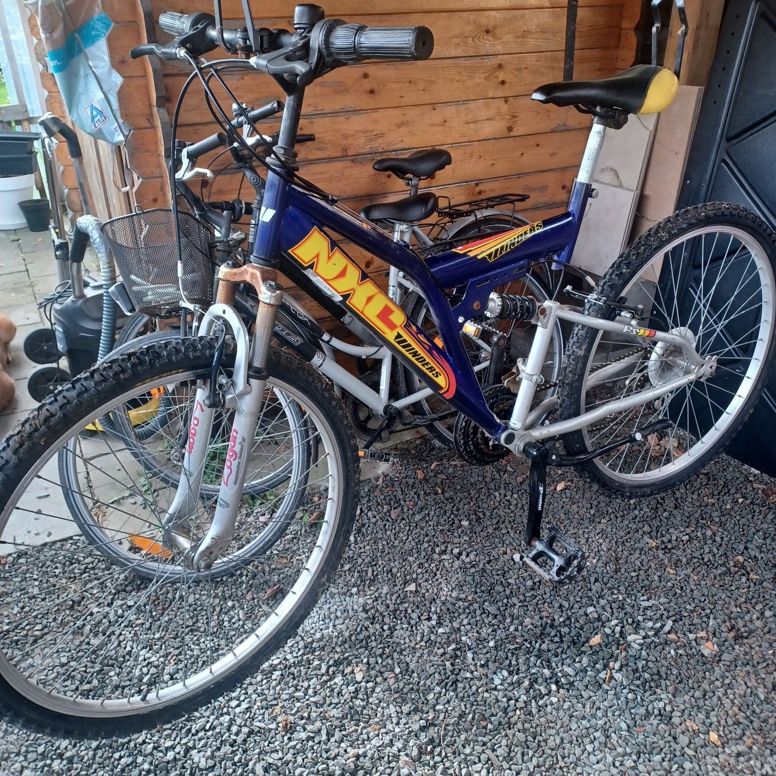 Vélo de montagne Tough NXL Winders (suspension intégrale/sus, Enlèvement