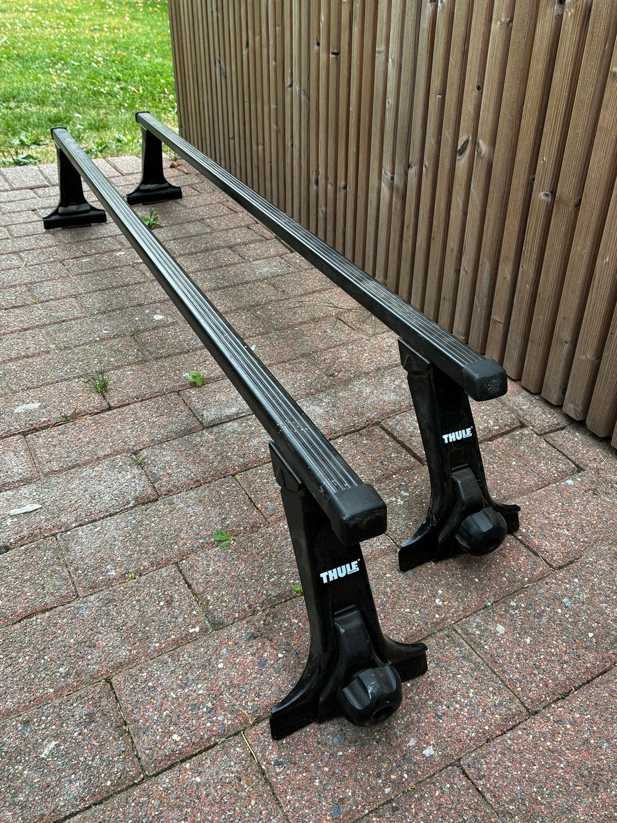 dakdrager Thule loadbar 150cm  - voeten voor regengoot, Enlèvement, Comme neuf