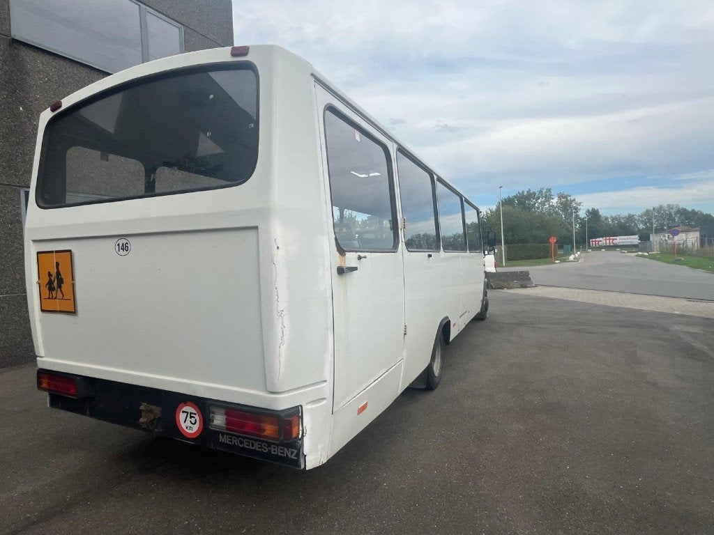 Mercedes Vario 0813 (Stock ID 39293) — 6