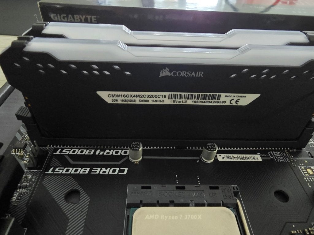 Corsair Vengeance RGB Pro 16GB DDR4-3200 CL16, Computers en Software, Gebruikt, DDR4, Ophalen of Verzenden, Desktop