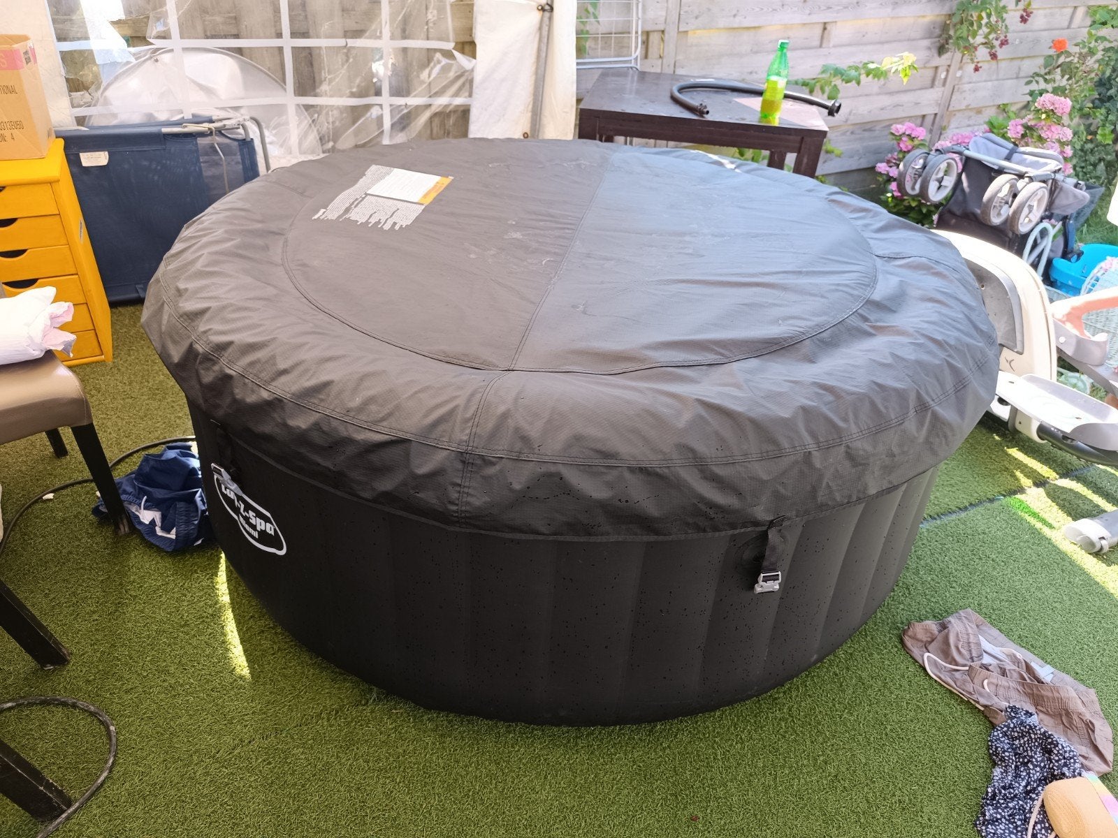 Jacuzzi top staat met warmtepomp, Ophalen, Zo goed als nieuw, Filter, Opblaasbaar