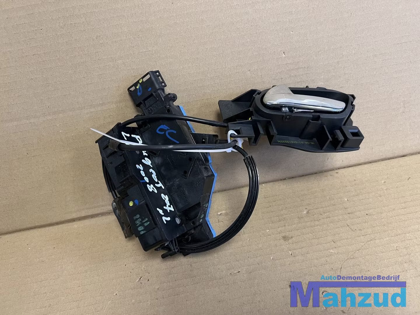 PEUGEOT 207 Hatchback Links achter deur portier slot 2006-20, Taurusavenue 1
2132 LS  Hoofddorp, NL, Contact.group@renault.com