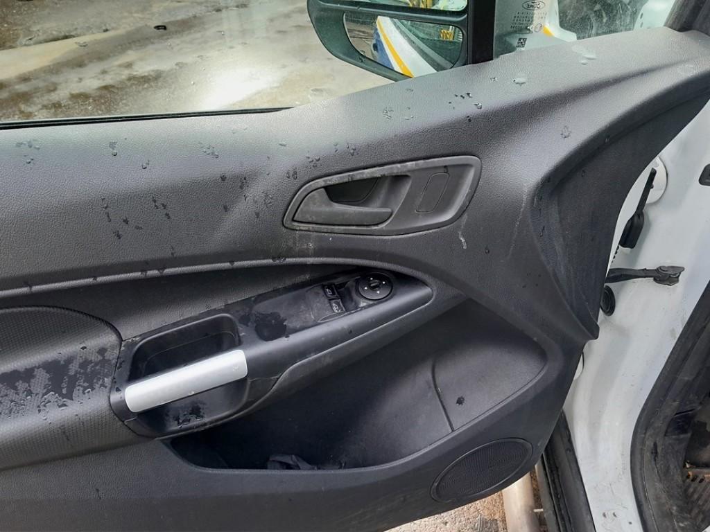 RAAMSCHAKELAAR Ford Transit Connect (PJ2) (01-2013/-), Gebruikt, Ford