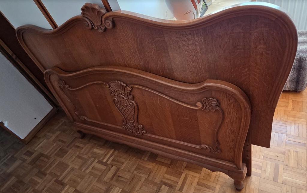 Franse bed met lattembodem 140 x 200 cm, Huis en Inrichting, Slaapkamer | Bedden, Bruin, 140 cm, Zo goed als nieuw, Twijfelaar