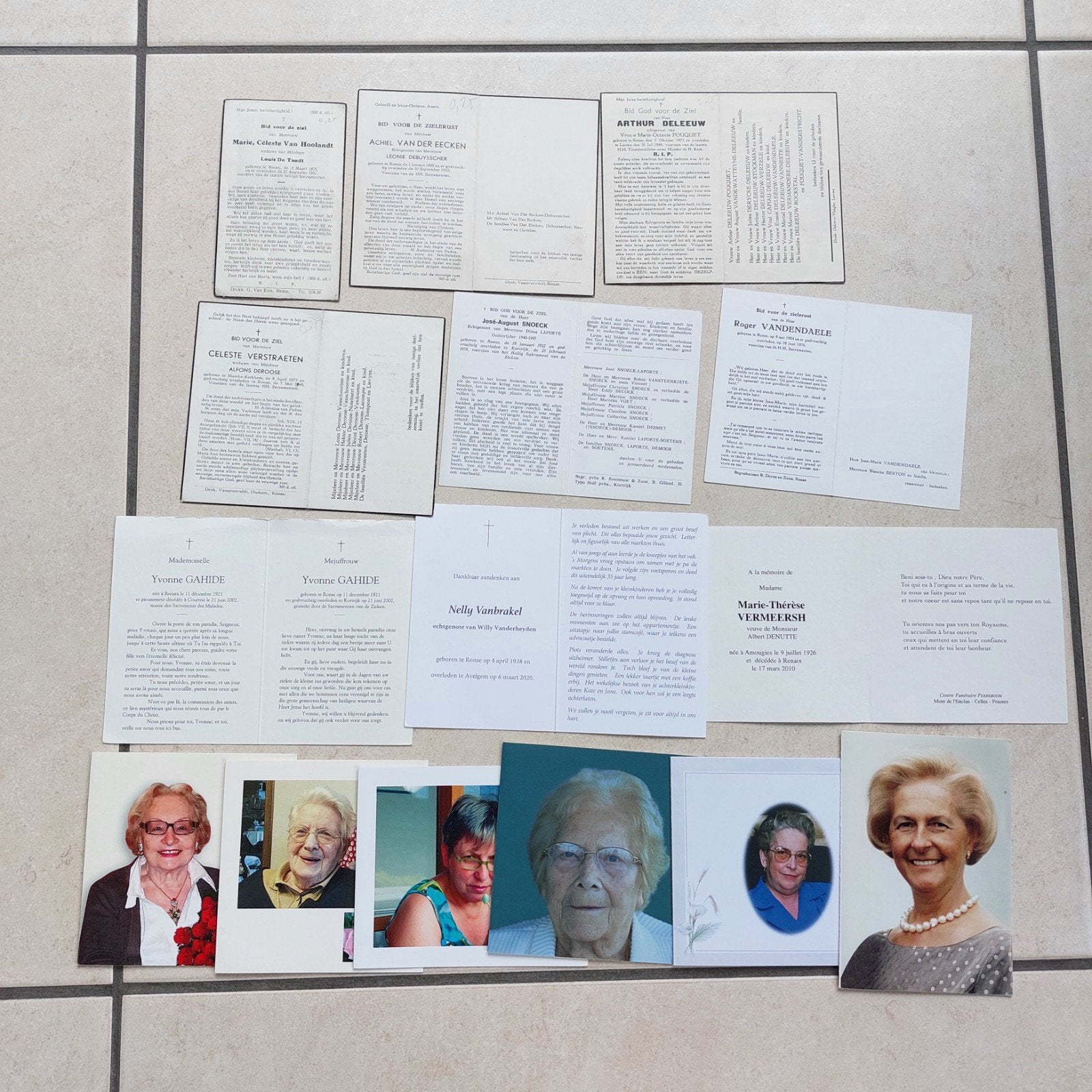 Lot bidprentjes uit Ronse/Renaix, Enlèvement ou Envoi