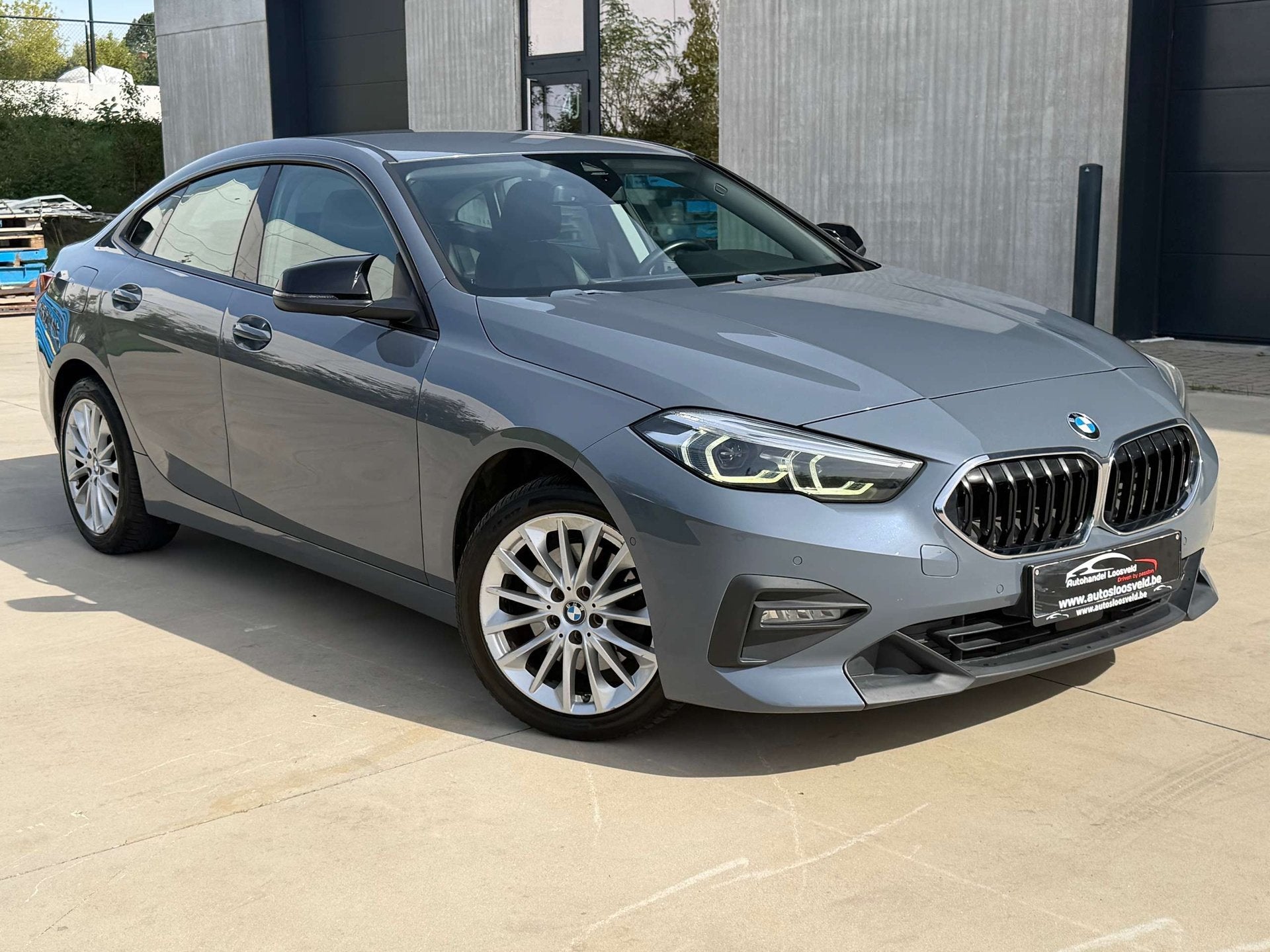 BMW 218 iA Gran Coupé Euro 6d/ CARPLAY/CAMERA/LED/LEDER/Ver, Autos, Capteur de lumière, Argent ou Gris, Achat, Entreprise