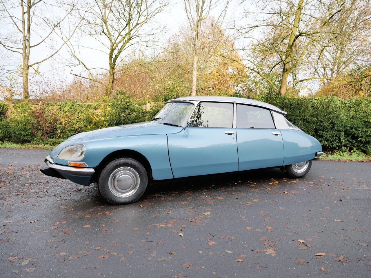 Citroën DS D-SUPER (année de construction 1973), Autos, https://public.car-pass.be/vhr/ecc0d14c-aa7d-4958-a62e-b020290def2e, 4 portes