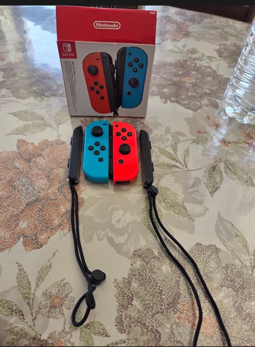 Joycon Nintendo Switch, Enlèvement