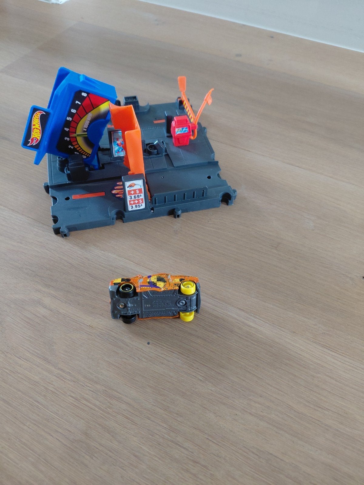 Hot wheels tankstation, Enfants & Bébés, Jouets | Circuits, Comme neuf, Enlèvement, Circuit, Hot Wheels