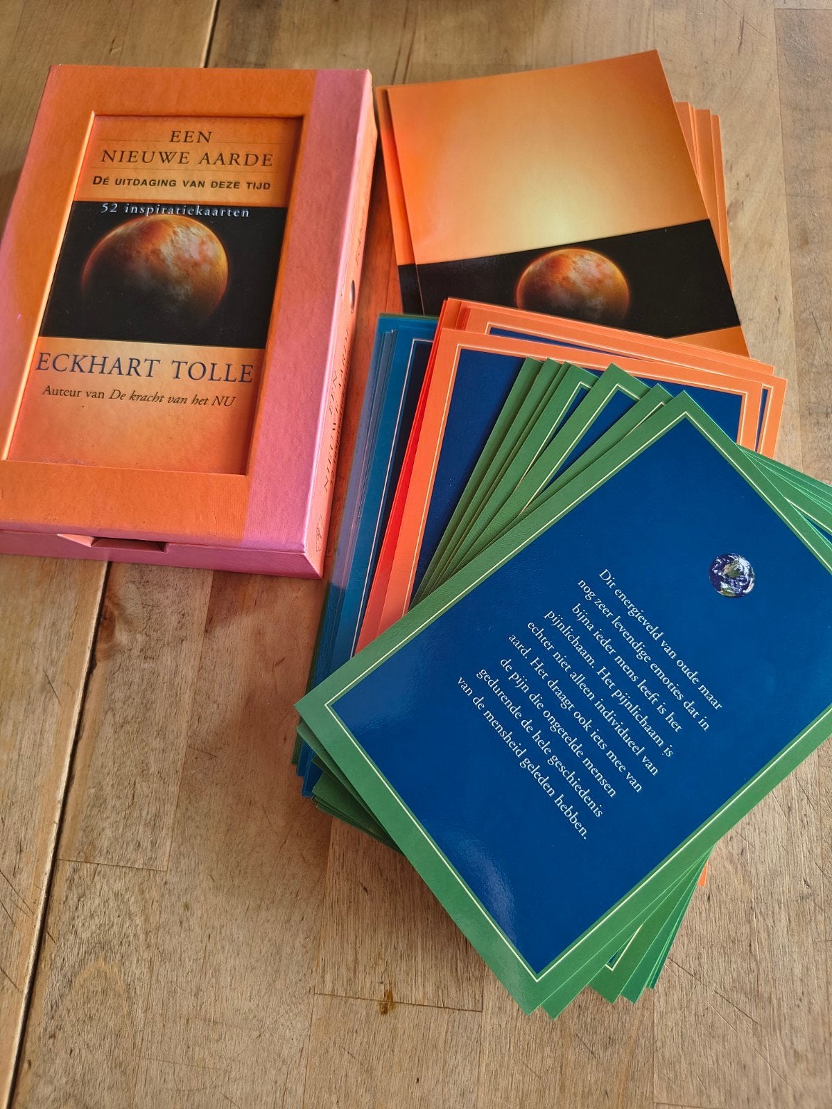 Een Nieuwe Aarde – 52 inspiratiekaarten (Eckhart Tolle), Boeken, Esoterie en Spiritualiteit, Gelezen, Spiritualiteit algemeen