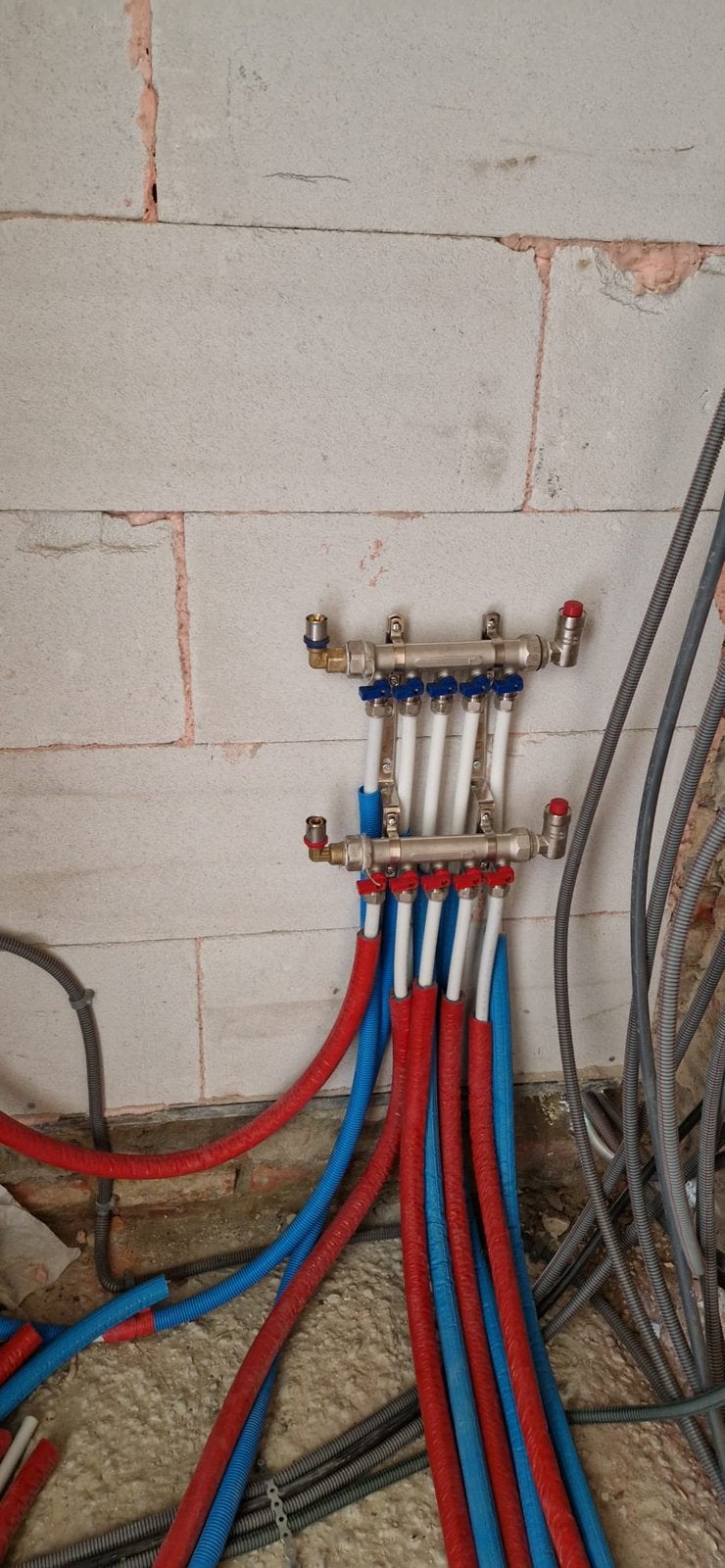 Plombier professionnel : conduites d'eau, drainage et égouts, Bricolage & Construction, Tuyaux & Évacuations, Enlèvement ou Envoi