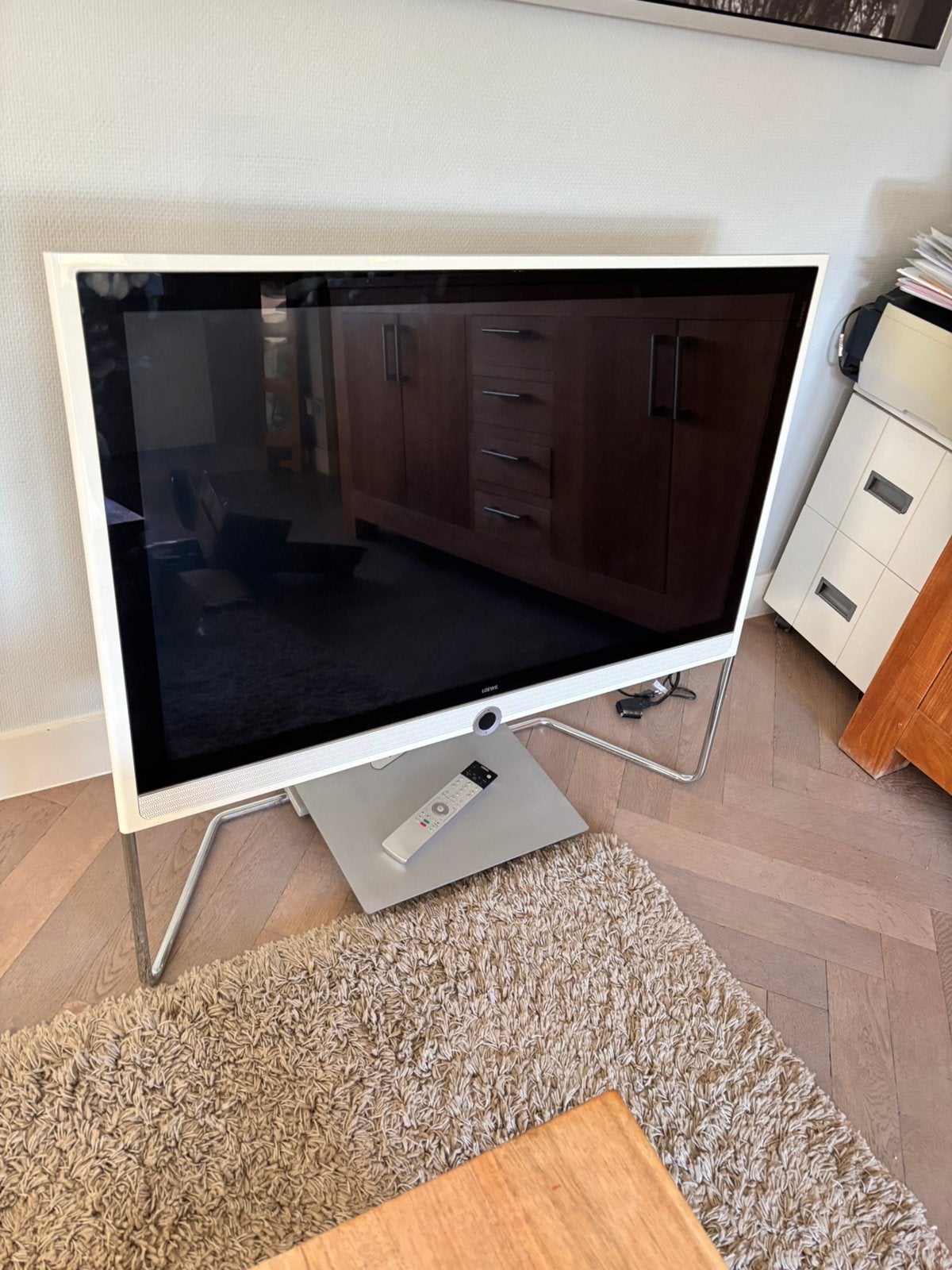 Loewe Televisie -LED -43 inch Beeldscherm, Audio, Tv en Foto, LED, Zo goed als nieuw, 40 tot 60 cm, Ophalen